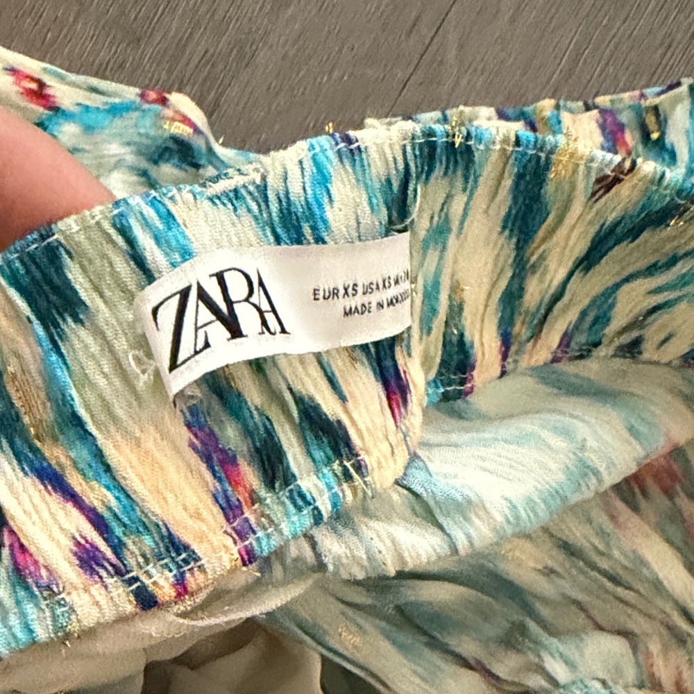 Colorful Patterned Pants - Picture 4 of 4